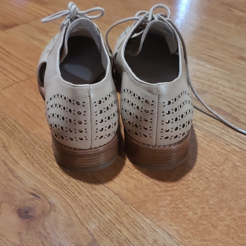Shoes - Picture 3 of 3